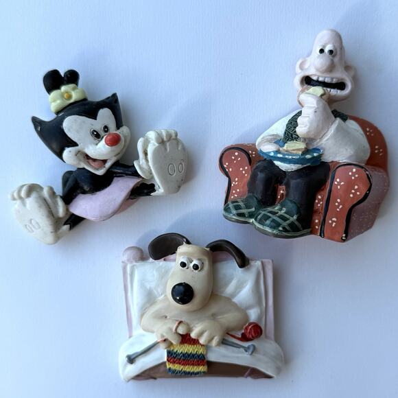 Wallace and Gromit & Dot Fridge Magnets 1989 - Set of 3 Vintage Collector - Picture 1 of 6